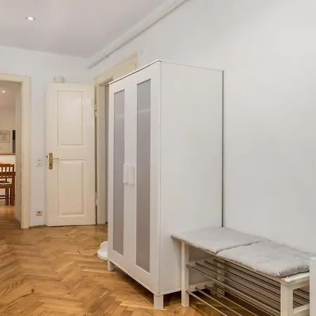 Apartamento Main Square - Lloyd