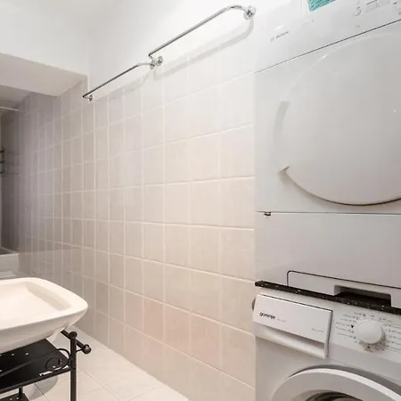 Main Square - Lloyd Apartamento