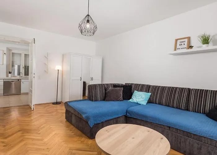 Apartment Main Square - Lloyd Rijeka